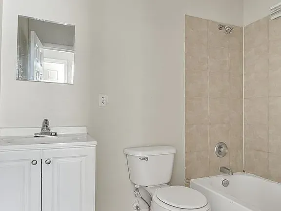 2932 Rhonda Rd — Photo 10