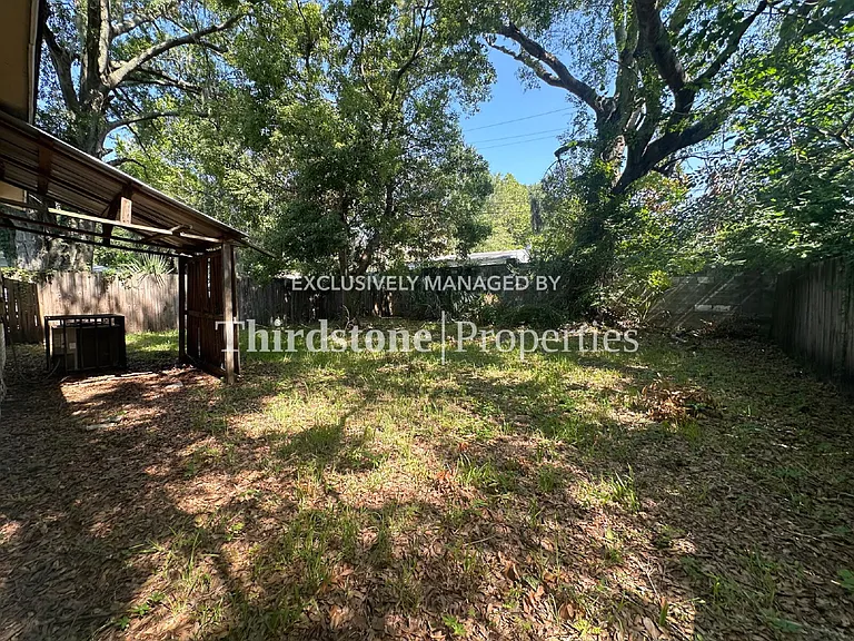 1853 W 6th St — Photo 13