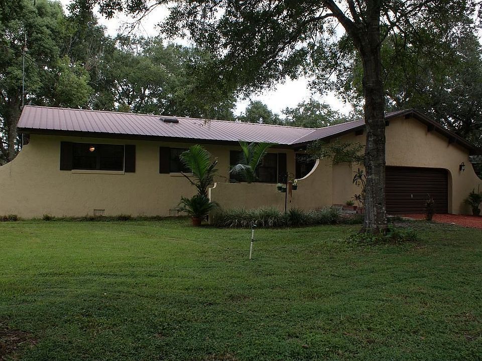 1st image of 1681 Caroline Dr