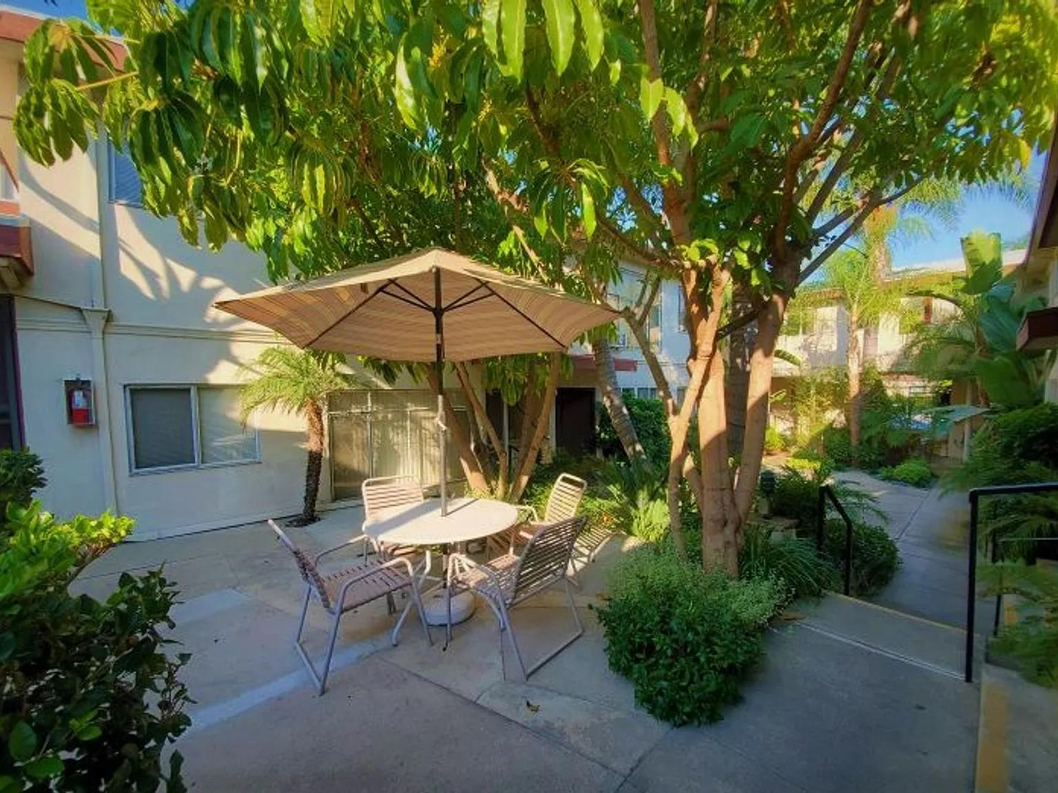 Fuller Apartments — Photo 4