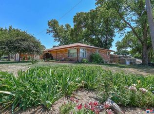 749 7th St, Milford, NE 68405