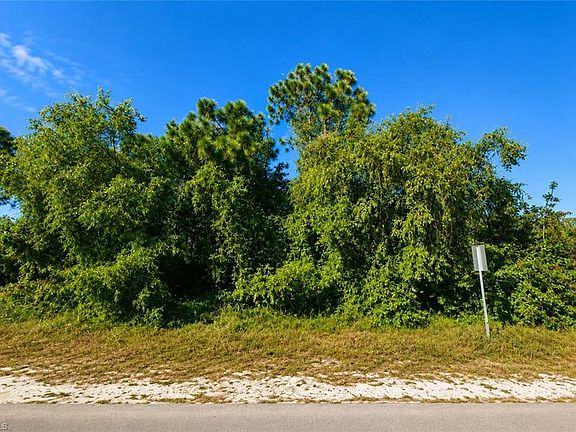 3rd image of 1803 Sunniland BLVD