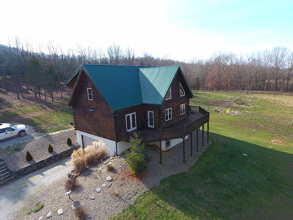 1st image of 685 Red Cedar Ln