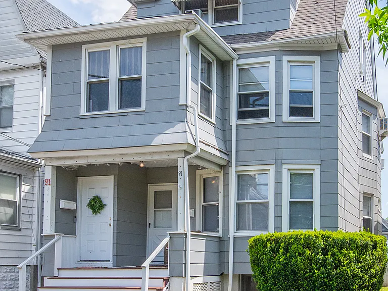 91 Walnut St — Photo 2