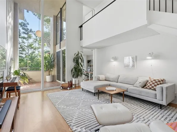 5658 Ravenspur Dr Unit 208, Rancho Palos Verdes, CA 90275