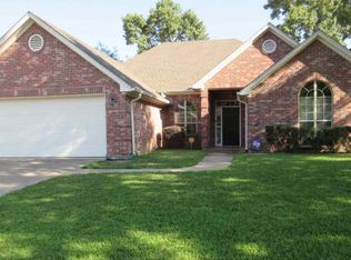 3802 Fern Ridge Dr, Longview, TX 75605
