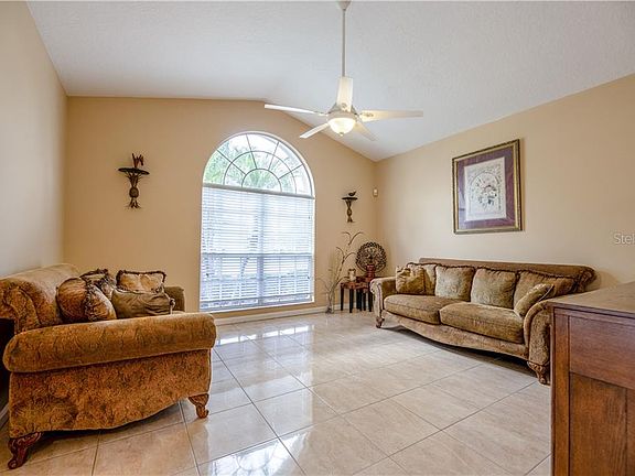 5th image of 2389 Blossomwood Dr