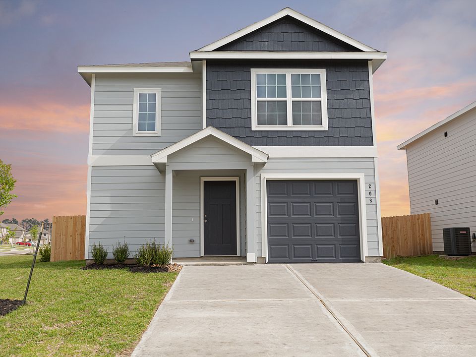 1st image of 208 Gray Wolf Dr