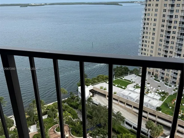 520 Brickell Key Dr APT A2011, Miami, FL 33131