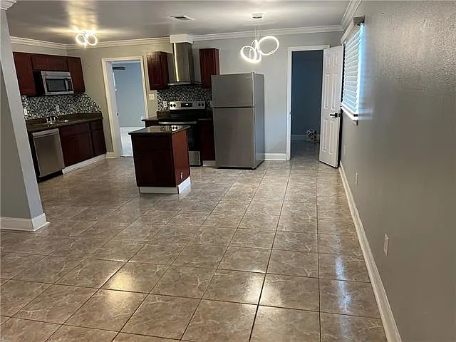 2716 Riverland Dr — Photo 4