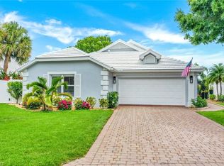 1343 Old Oak Ln, Naples, FL 34110