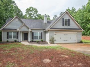 127 Liberty Bell Ln, Griffin, GA