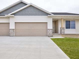 617 Milan St, West Des Moines, IA 50266