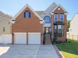 910 Denston Rd, Thorofare, NJ 08086