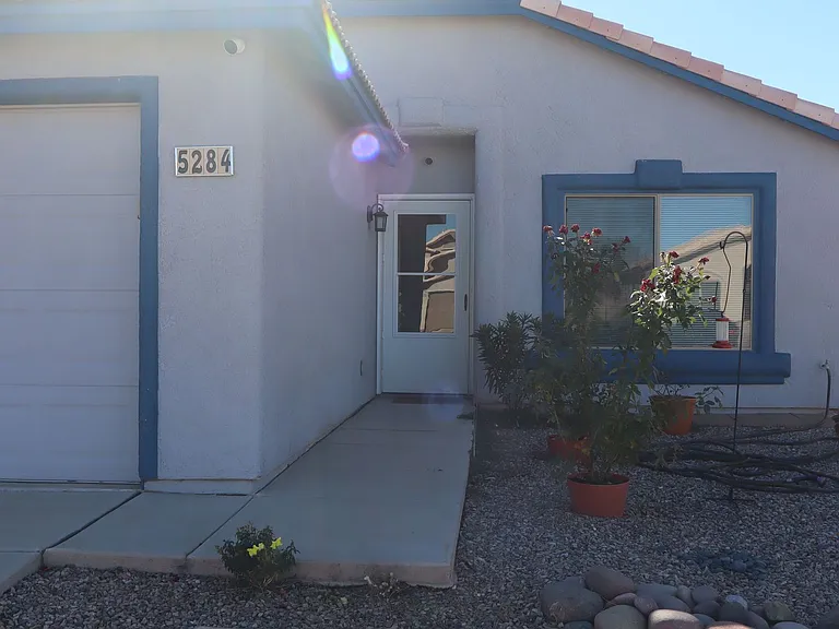 5284 Calle Granada — Photo 2