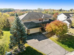 249 Tristan Dr, Chanhassen, MN 55317