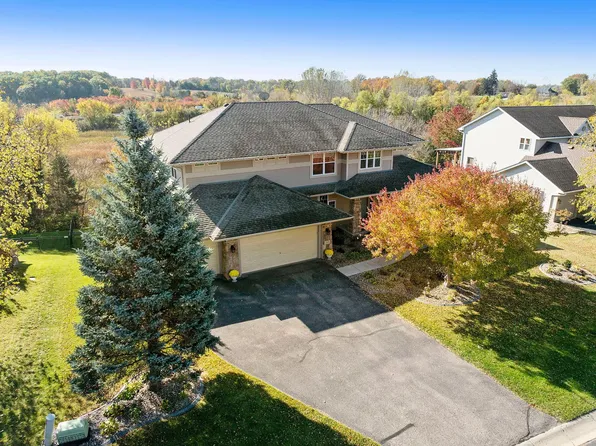 249 Tristan Dr, Chanhassen, MN 55317