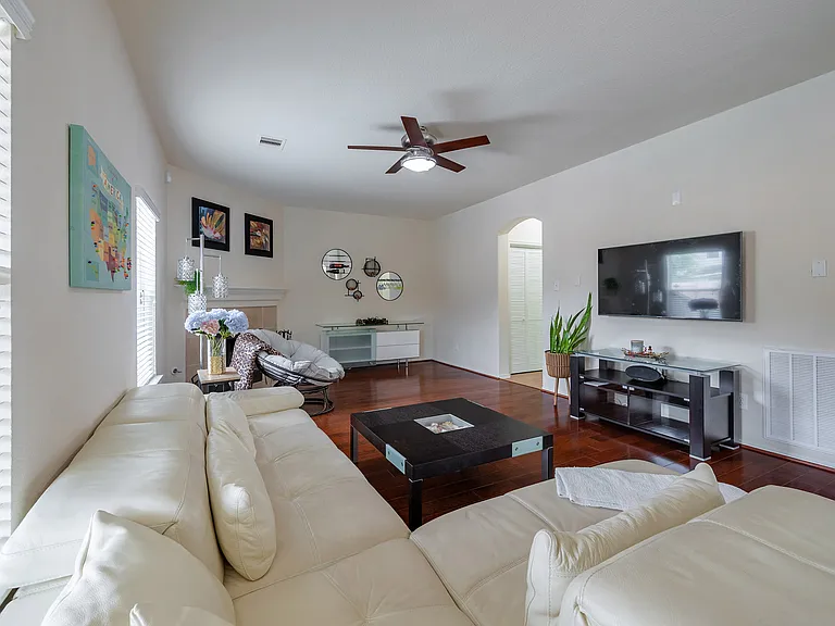 12031 Canyon Falls Dr — Photo 12