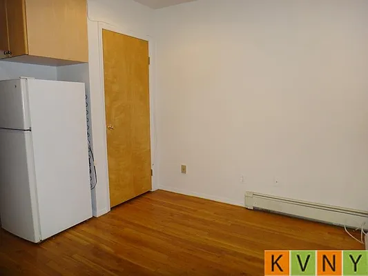 Rented by KVNY Soho | media 49