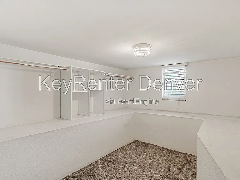 945 N Washington St #100 — Photo 39