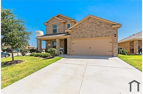 1404 Basswood Ln Photo 1