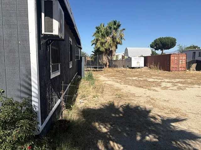 814 Fresno St — Photo 3