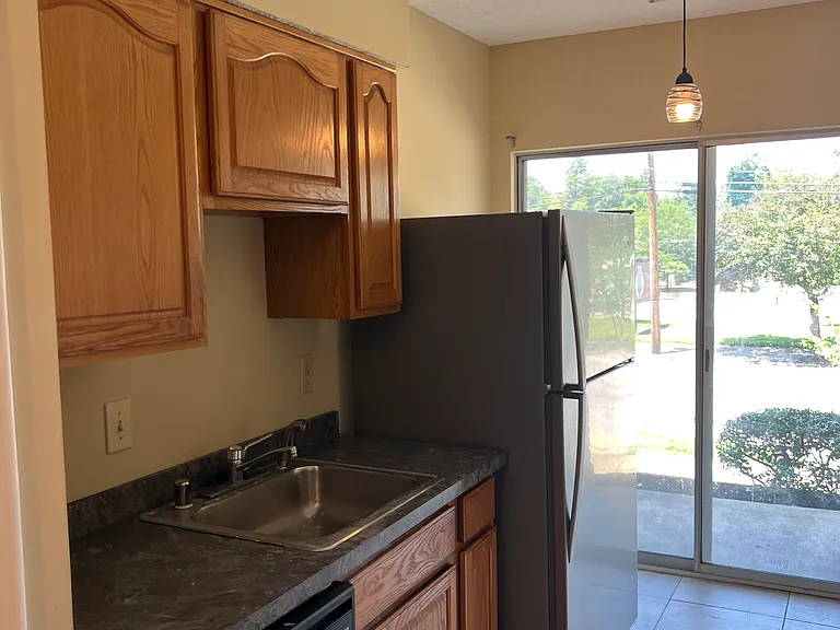 1236 Lexington Rd #101 — Photo 6