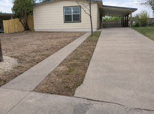 312 Long Dr, Del Rio, TX 78840