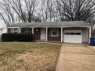 10730 Trask Dr, Saint Louis, MO 63136