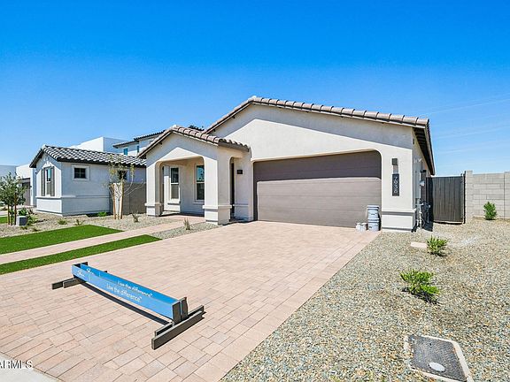 3rd image of 7938 W Griswold Rd