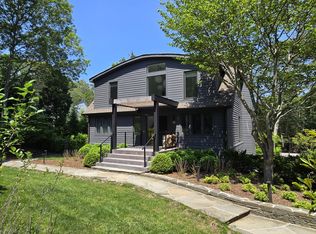 (Undisclosed Address), East Hampton, NY 11937