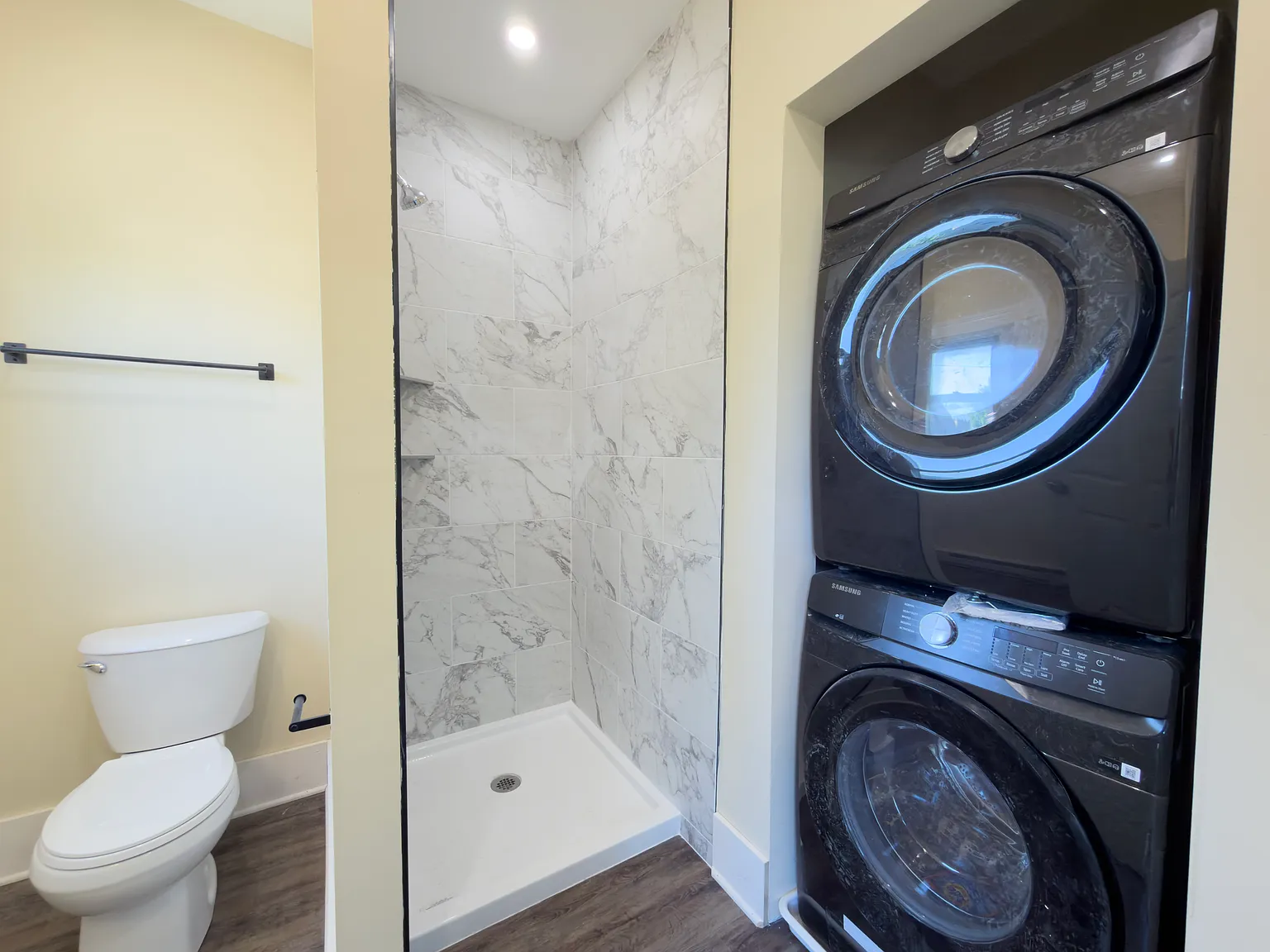 4 bed, 1500 sqft, $3,000 — Photo 2