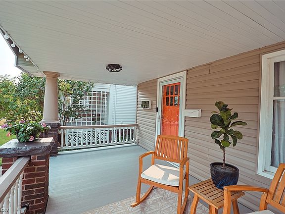4th image of 12962 Emerson Ave