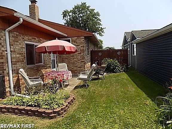 3rd image of 30551 Townley Ave