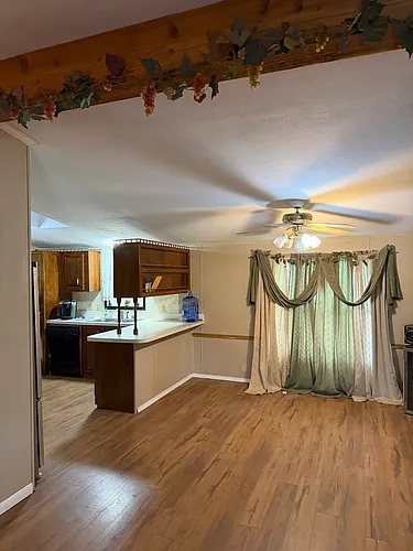 306 County Road 4722 Photo 1