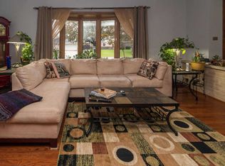 3555 S Brentwood Rd, New Berlin, WI 53151