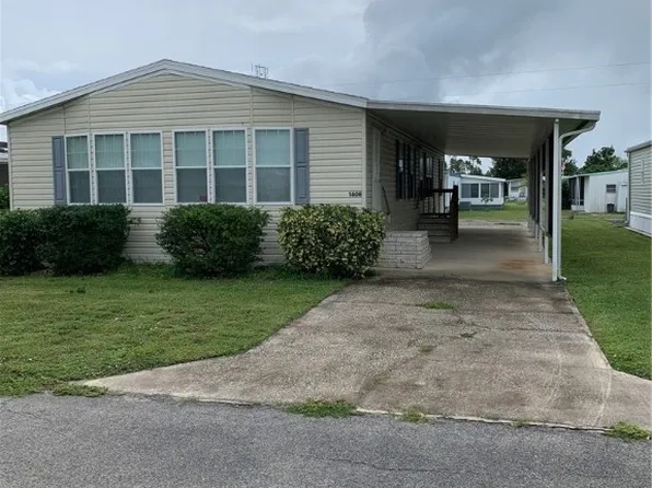 1608 Sunny Pines Dr, Sebring, FL 33870