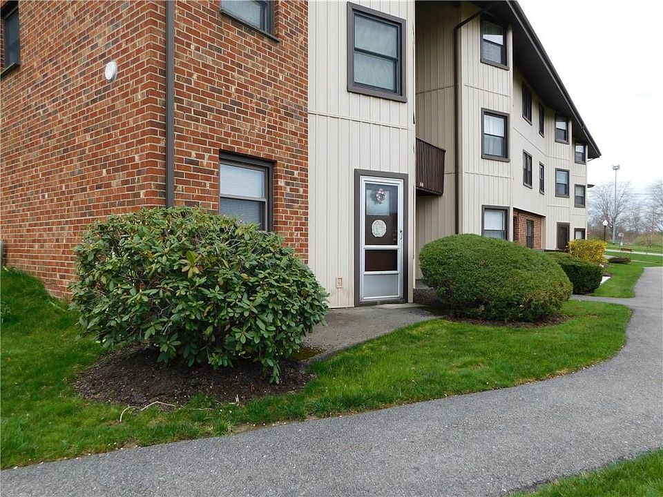 1st image of 18 Hastings Court #18A