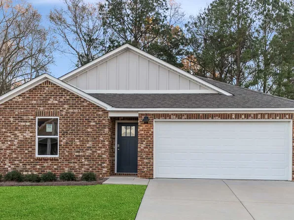 123 Halls Creek Ln, Dothan, AL 36301