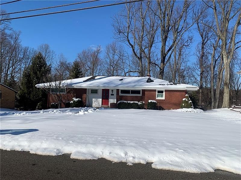 1st image of 3020 McClellan Dr