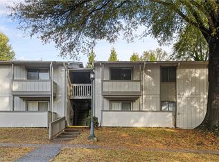 2235 Sunderland Rd APT 97C, Winston Salem, NC 27103