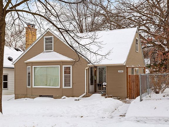 2nd image of 3342 Thomas Ave N