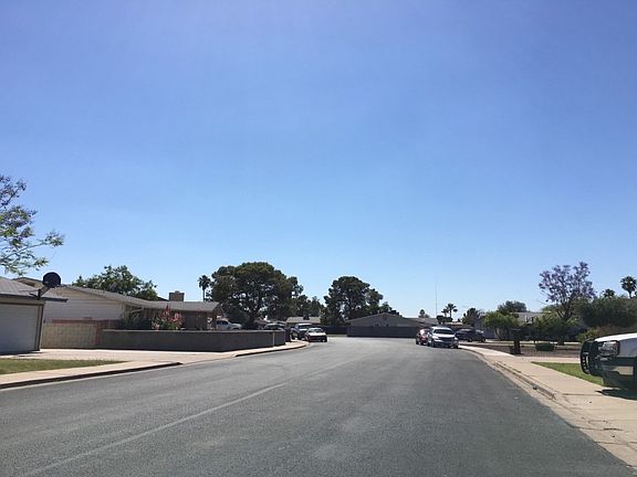 5th image of 356 E Jacaranda St