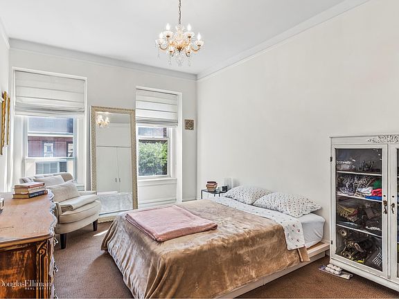 5th image of 531 E 84th St APT 4A