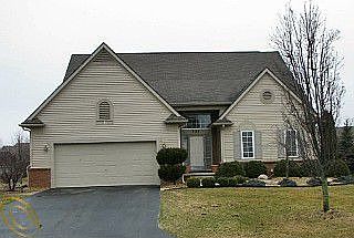 1st image of 731 Remington Ct