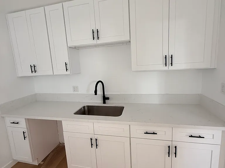1462 Grand Ave #1 — Photo 6