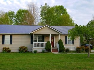 155 Hennessee Ave, Morrison, TN 37357