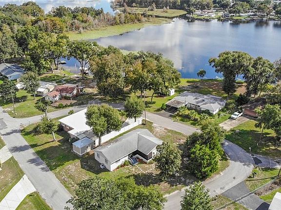 3rd image of 3695 E Diamond Cir