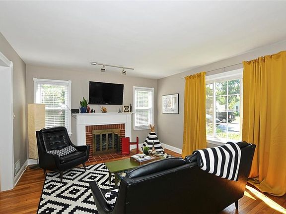 2nd image of 2706 Dell Zell Dr