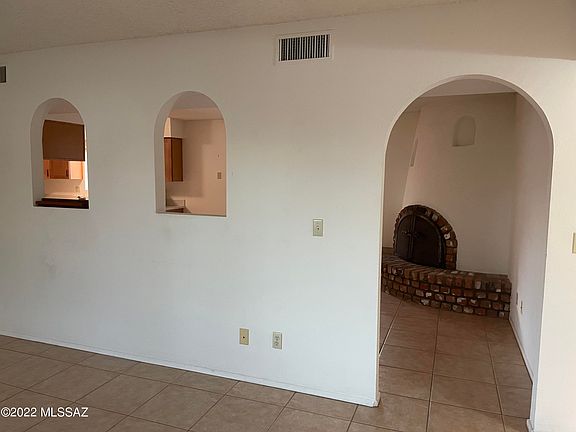 5th image of 122 W Paseo Del Chino